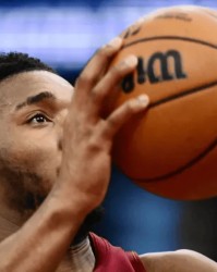 开云体育-重要得分点！米切尔是骑士进攻体系重要一环，承担攻坚及得分产量