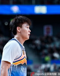 高升&amp;amp;孙思尧&amp;amp;纳托尔 赵睿将是北京男篮队史第4个穿24号球衣球员