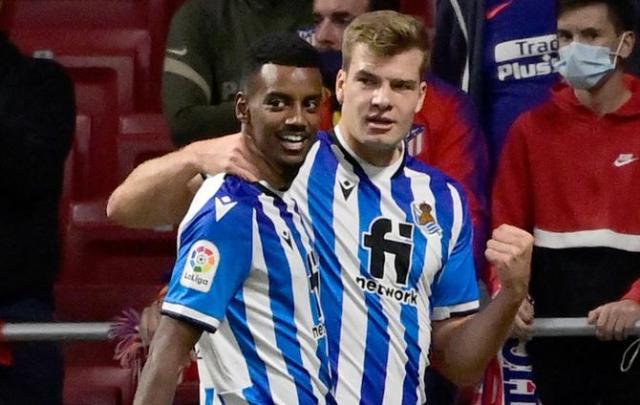 real-sociedad-pair-alexander-isak-and-alexander-sorloth-celebrate-a-goal-against-atletico-madrid_1af4ol6kv0ivz1u8sb0w2zefve.jpg
